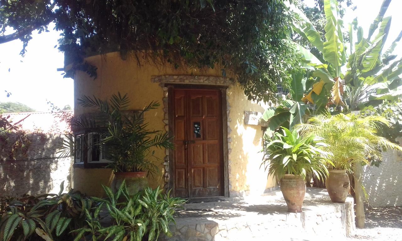 Kokrobite Garden 외부 사진